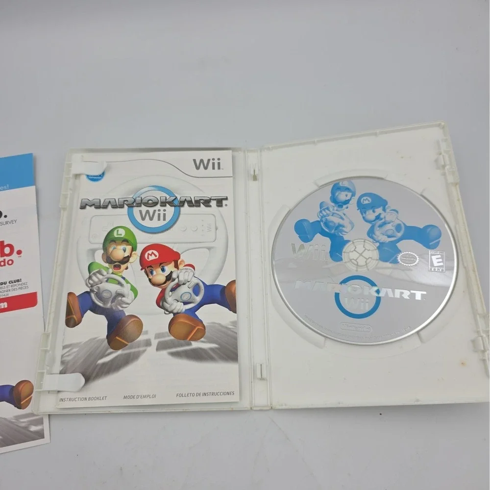 Mario Kart Wii (Nintendo Wii, 2008) With Manual And case Tested Working